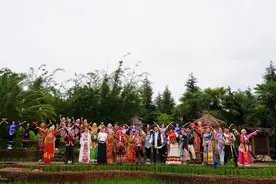 山歌唱给最美的你 彩云之南再唱山歌给党听图片