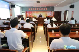 汨罗市检察院检察长赵承卓深入基层讲党课图片