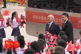 伴着自己写的bgm进入大会堂图片