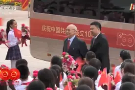 伴着自己写的bgm进入大会堂图片