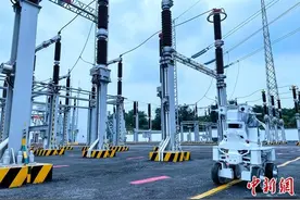 智能巡检机器人登场 新技术引领中国高铁发展图片