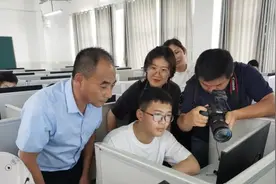 安徽励志考生周桐完成志愿填报：第一志愿清华大学计算机类视频封面