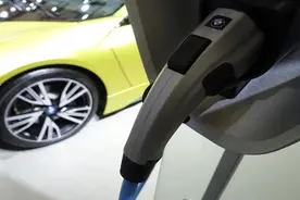 推出汽车以旧换新补贴，疫情中的广东车市何时恢复？图片