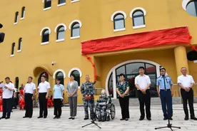 马旭文博艺术中心在木兰县正式揭牌图片