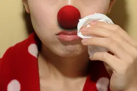 空调一开鼻炎“回来”专家支招远离打喷嚏图片