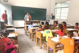 杨柳铺乡申中村：安全教育从娃娃抓起图片
