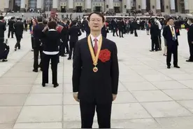 中国石化王振平获评全国优秀共产党员图片