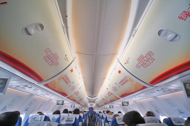 山航开通139条红色航线，搭建“红色空中走廊”让红色游飞上天