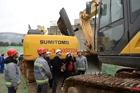 一台排污量相当于50-80辆机动车，非道路移动机械怎么管？“成都模式”全国推广图片