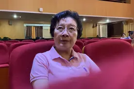 晨报视频专访张静娴：快60年了再演“李奶奶”，和《红灯记》的缘分太神奇图片