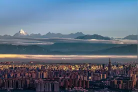 又到一年“追峰季”！“近三年，成都市区拍到雪山的机会越来越多”图片