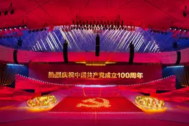 幕后丨288秒燃放万余发烟花，145个品种皆为量身定做图片