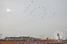 我省参会代表参加庆祝中国共产党成立100周年大会——百年征程波澜壮阔 百年初心历久弥坚图片