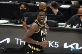 卡佩拉上赛季在场时老鹰比对手共多得251分 队内仅次于特雷-杨图片