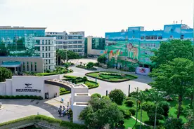 百年印记｜服装：从极度短缺迈向世界品牌大国图片