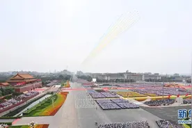 我在现场，热泪盈眶图片