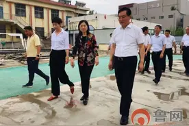 东营市教育局党组书记、局长孙红军到胜利第一小学调研新校建设工作图片