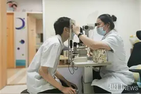 连续熬夜看欧洲杯球赛，28岁程序员眼底“漏水”图片