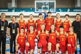 中国女篮公布12人名单 邵婷李梦领衔出战奥运会图片