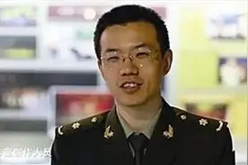 《钢铁洪流进行曲》后，李旭昊又出新作图片