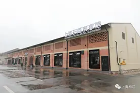 快来凉爽一“夏”，松江的老粮仓里新开游泳馆啦图片