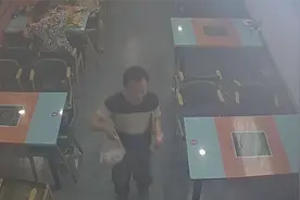 相互的温暖！农民工餐厅借WIFI10余分钟 临走送一袋冰棍转身就跑图片