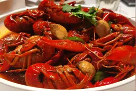 食用死亡2小时以上小龙虾易中毒，速冻小龙虾能吃么？图片