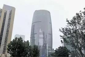 SOHO卖便宜了？看潘石屹的决心与黑石的生意经图片