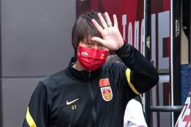 国足即将“解封”，李铁教练组为国脚布置“家庭作业”图片