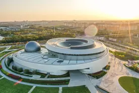 快来看稀有的石铁陨石！上海天文馆的顶级陨石展品亮相图片