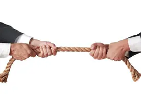 同济科技控股权之争：三关键议案遭前两大股东否决，高校混改路在何方？图片