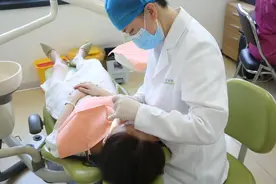 做中原牙齿矫正先行者——郑州植得口腔医院业务院长杨麟图片