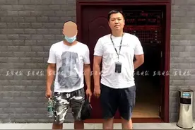 人民中路某KTV男女搂抱秀恩爱，“男朋友”却把“男朋友”打了图片