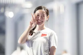 中国击剑队奥运名单出炉 29岁女“剑客”孙一文领衔图片