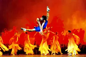 “红星”舞动22年！今晚，“潘冬子”回到上海温暖的怀抱里……图片