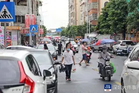 深圳封控区福围社区解封第一天：烟火气又回到了这里图片
