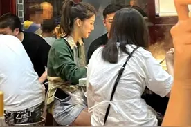 吴千语与神秘男上海吃火锅被偶遇 施伯雄自曝：那人是我图片