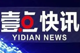 最好的爱情：女友首次开车上路男友在副驾驶装玩具方向盘指导图片