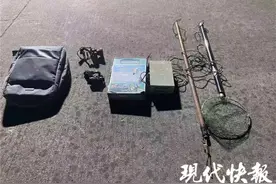 非法捕捞不到10分钟落网，原来江边有个高科技“神器”图片