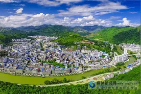 西林：加强民族团结进步 助力乡村全面振兴图片