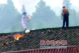 江西抚州退休官员邱建国被查！11年前因宜黄拆迁事件被免职图片