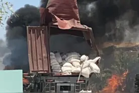 美军基地遇袭现场：拉面粉的货车突然发射火箭弹 炸伤2名美军图片