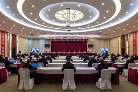 富滇银行迎多事之秋：董事长辞任，二股东清仓，去年核销34亿不良图片