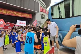 目标总冠军！广西威壮启程出征2021年全国男子篮球联赛图片