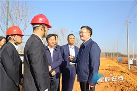 在星沙，我们一起奋斗——记全国优秀县委书记沈裕谋图片