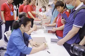 “运河颂”“祖国颂”“人民颂”——中国书法家协会主席孙晓云携新作《运河颂》亲临江苏书展图片
