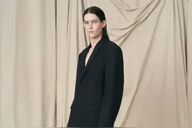 阔别半个世纪后，巴黎世家“重塑”高级定制图片