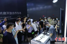 “手随心动”智能仿生手亮相2021WAIC 为生命注入更多可能图片