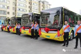 告别马路发车，公交107路进驻学院新城公交首末站图片