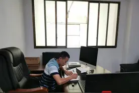 小康圆梦｜全国优秀农民工李丙见：四川大竹的“农村娃”成了乡村振兴“领路人”图片